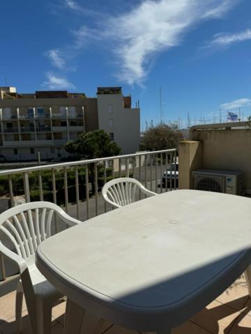 דירות La Terrasse De גרואיסאן מראה חיצוני תמונה